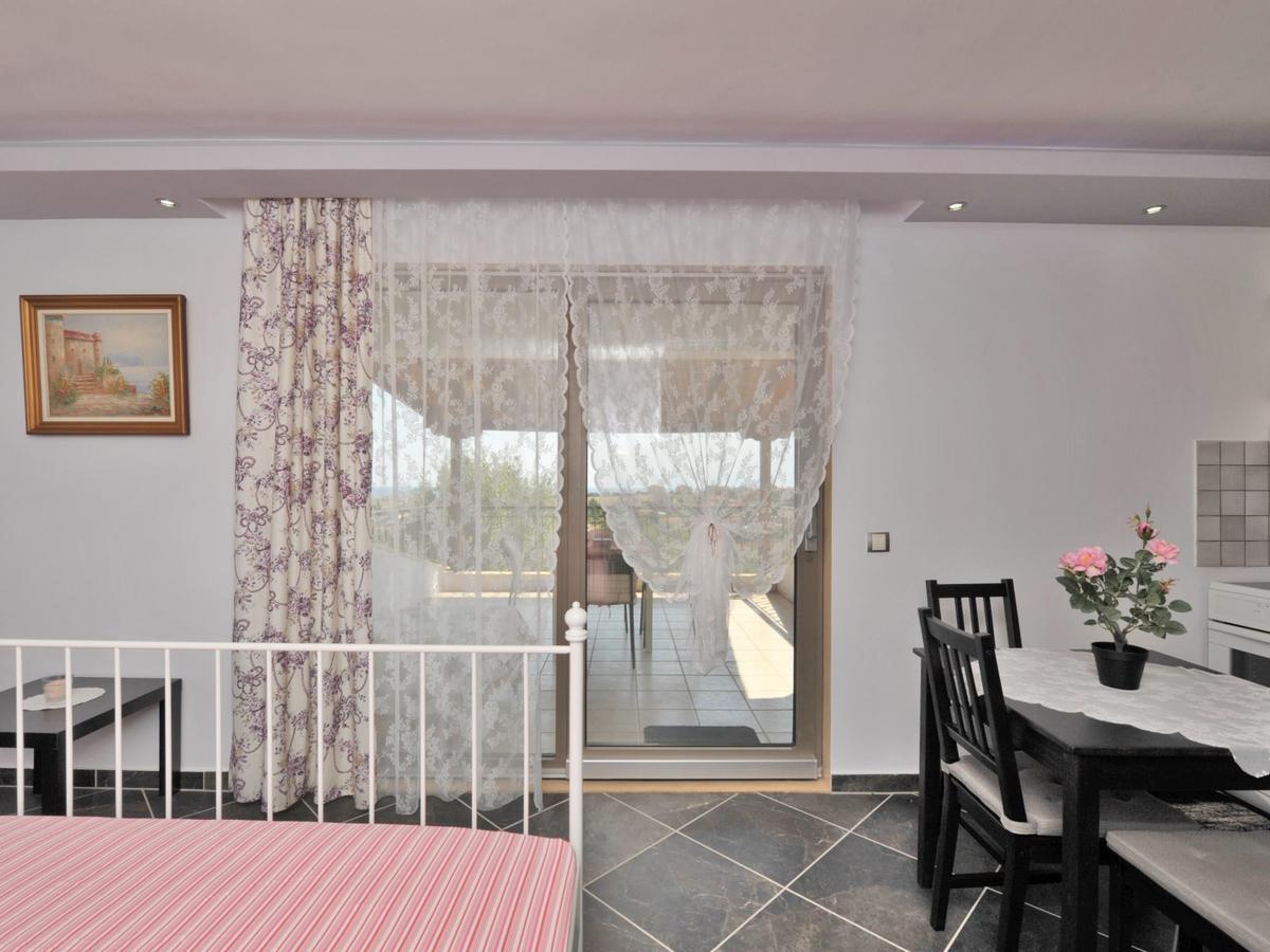 Alice Wonderland Home Nea Flogita Halkidiki Exterior photo