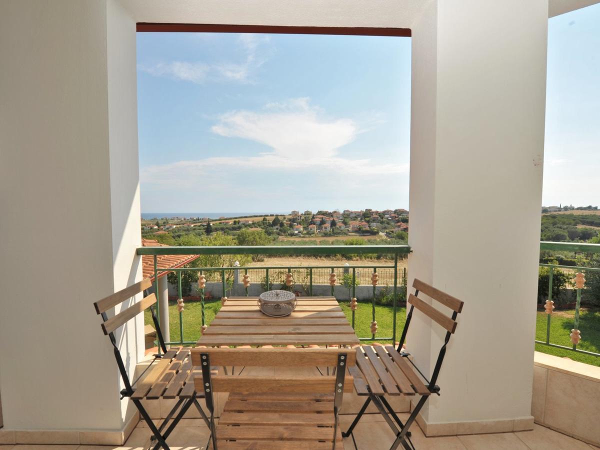 Alice Wonderland Home Nea Flogita Halkidiki Exterior photo